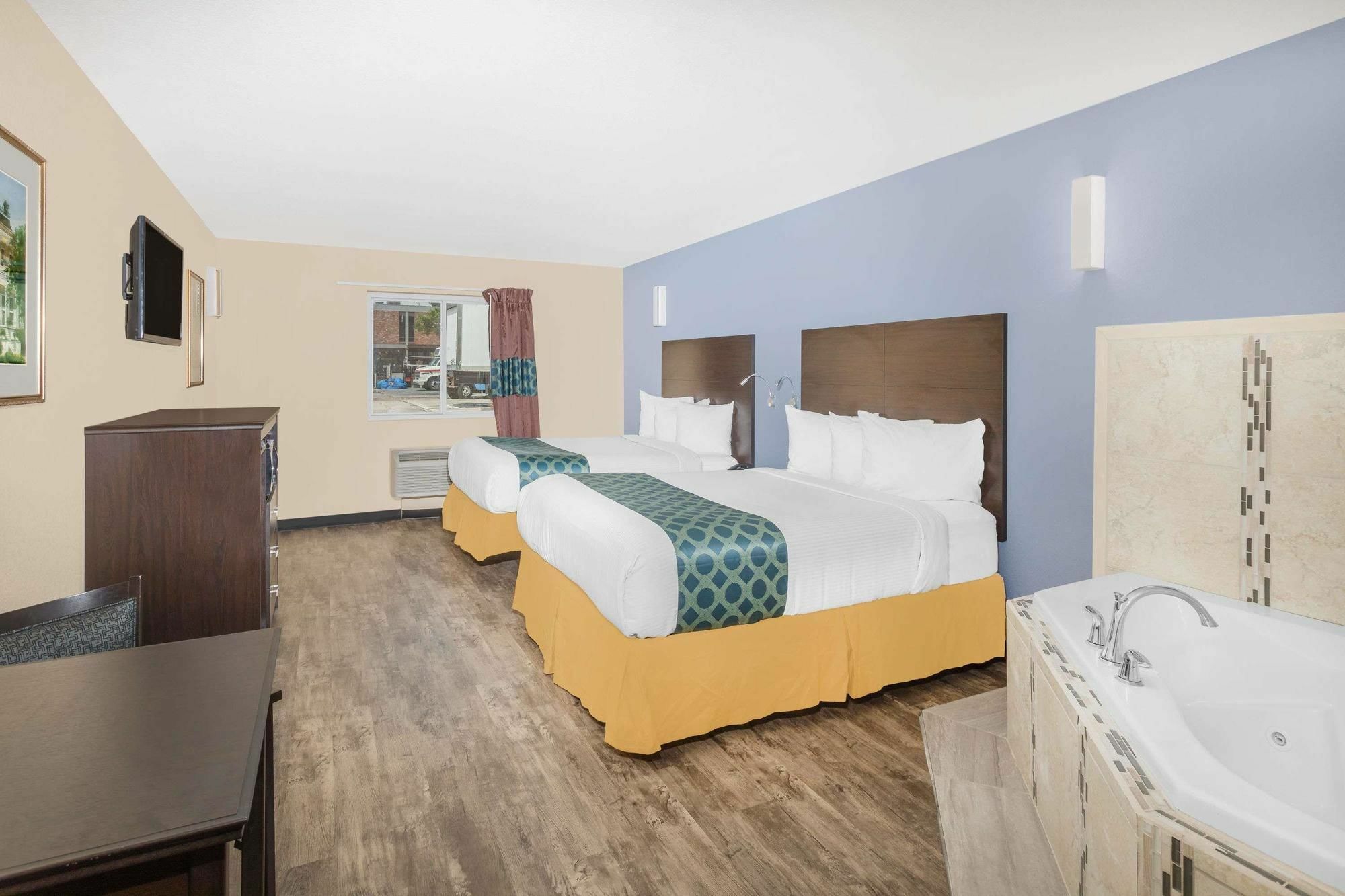 Days Inn By Wyndham New Orleans Pontchartrain Екстериор снимка